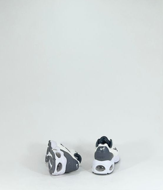 NIKE AIR MAX PULSE