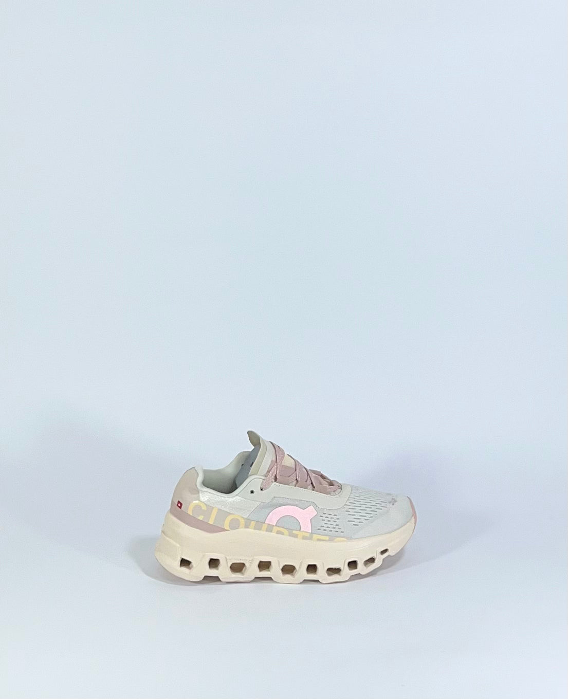 ON CLOUD MONSTER