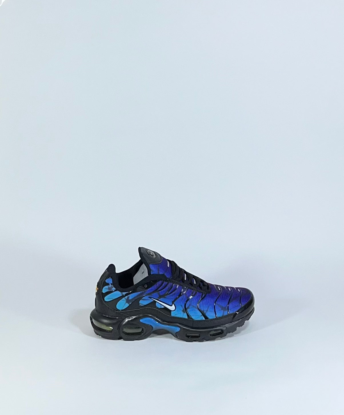 NIKE AIR MAX TN PLUS