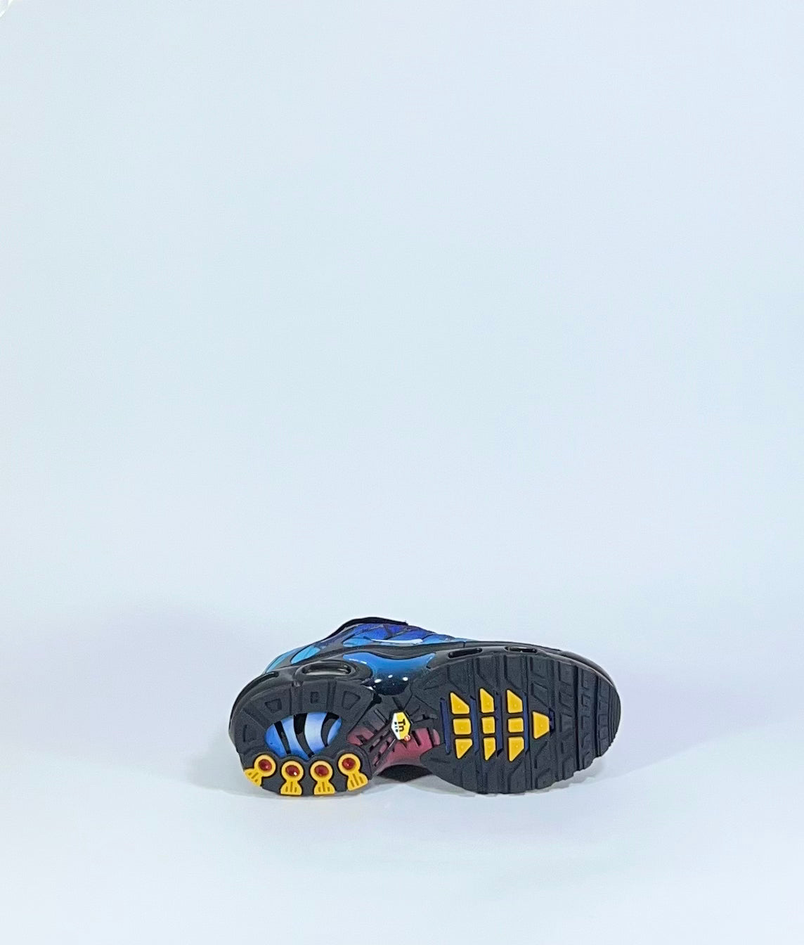 NIKE AIR MAX TN PLUS