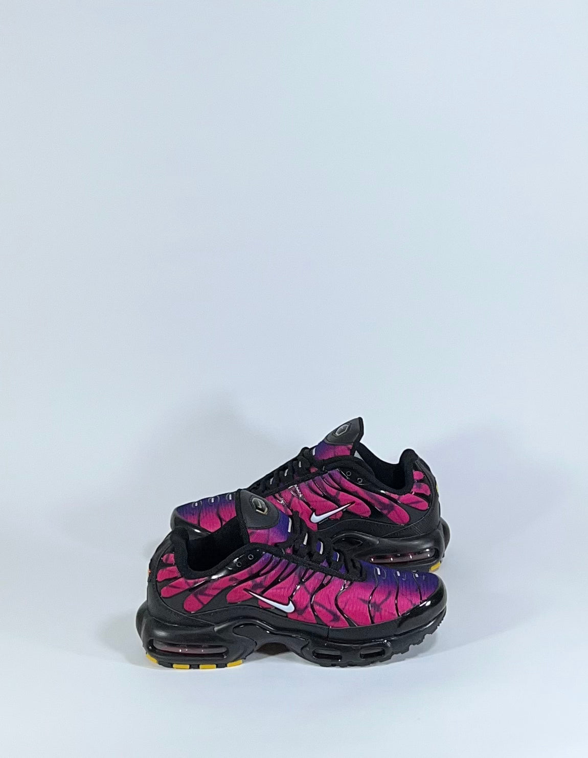 NIKE AIR MAX TN PLUS