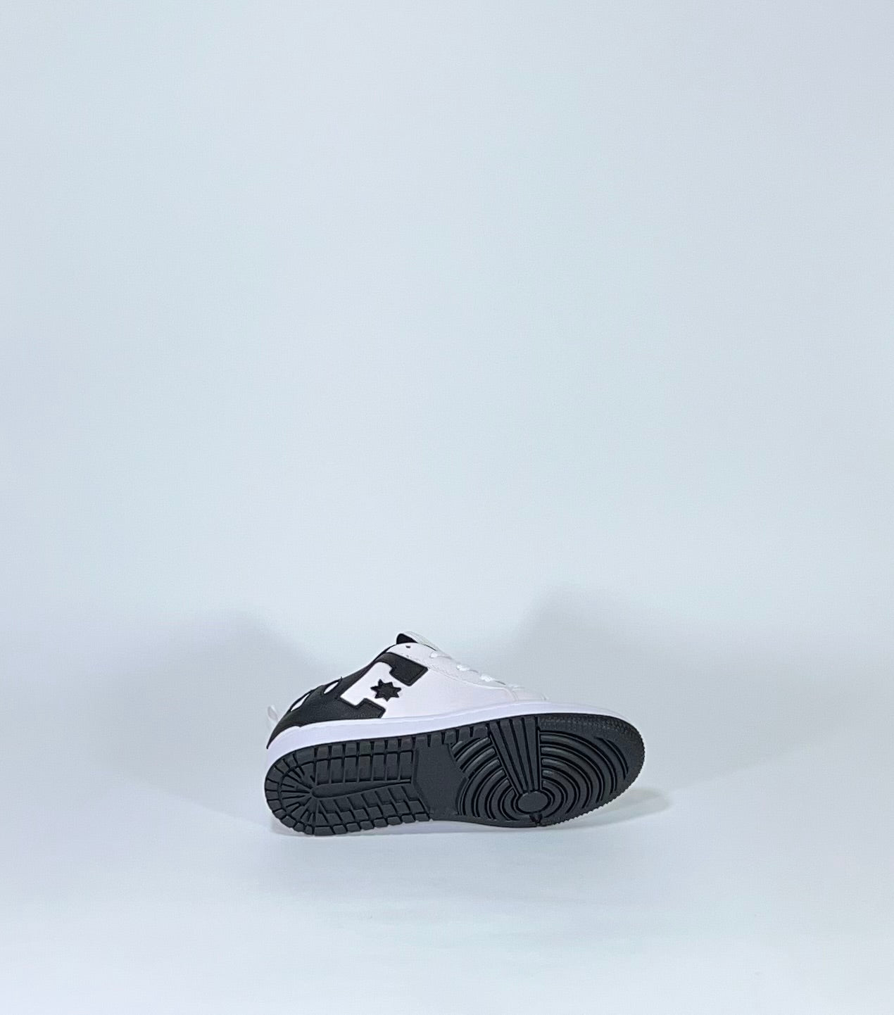 DC SHOES