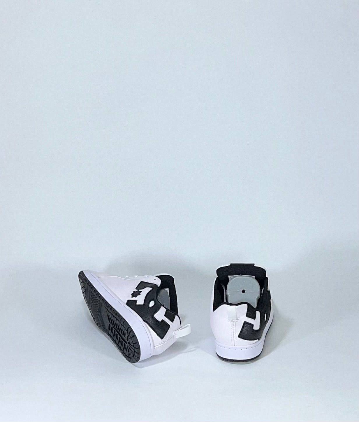 DC SHOES