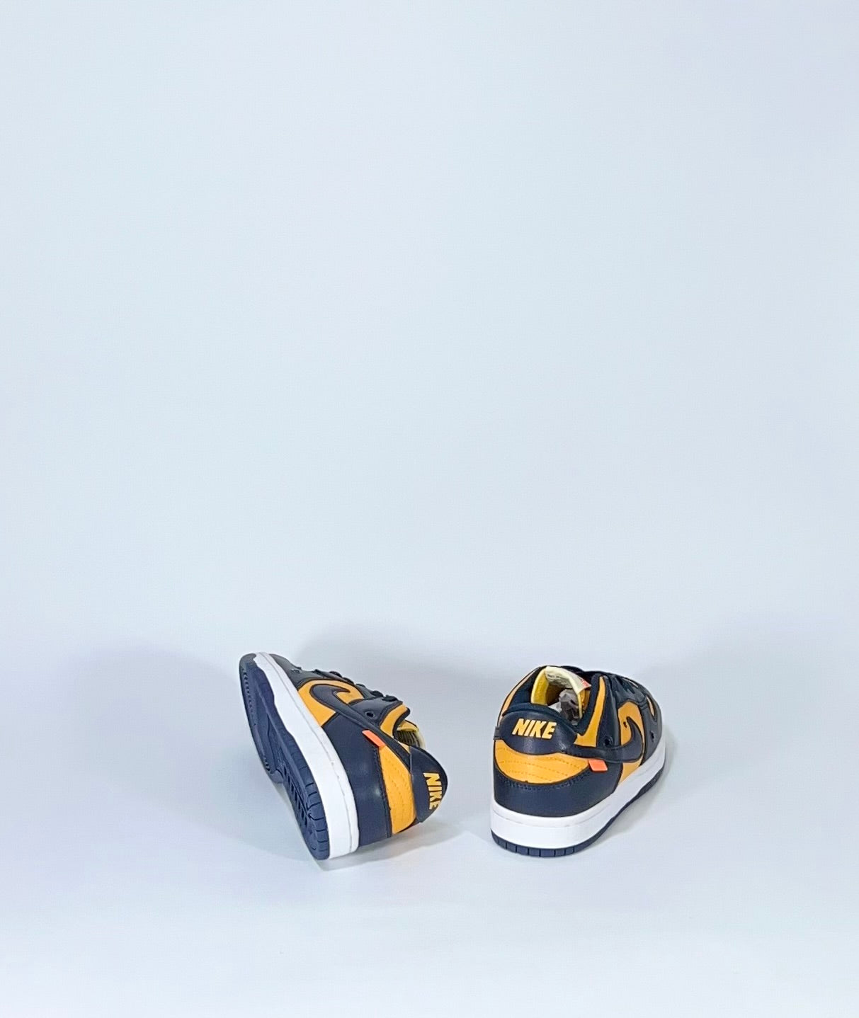 NIKE SB DUNK OFF WITHE