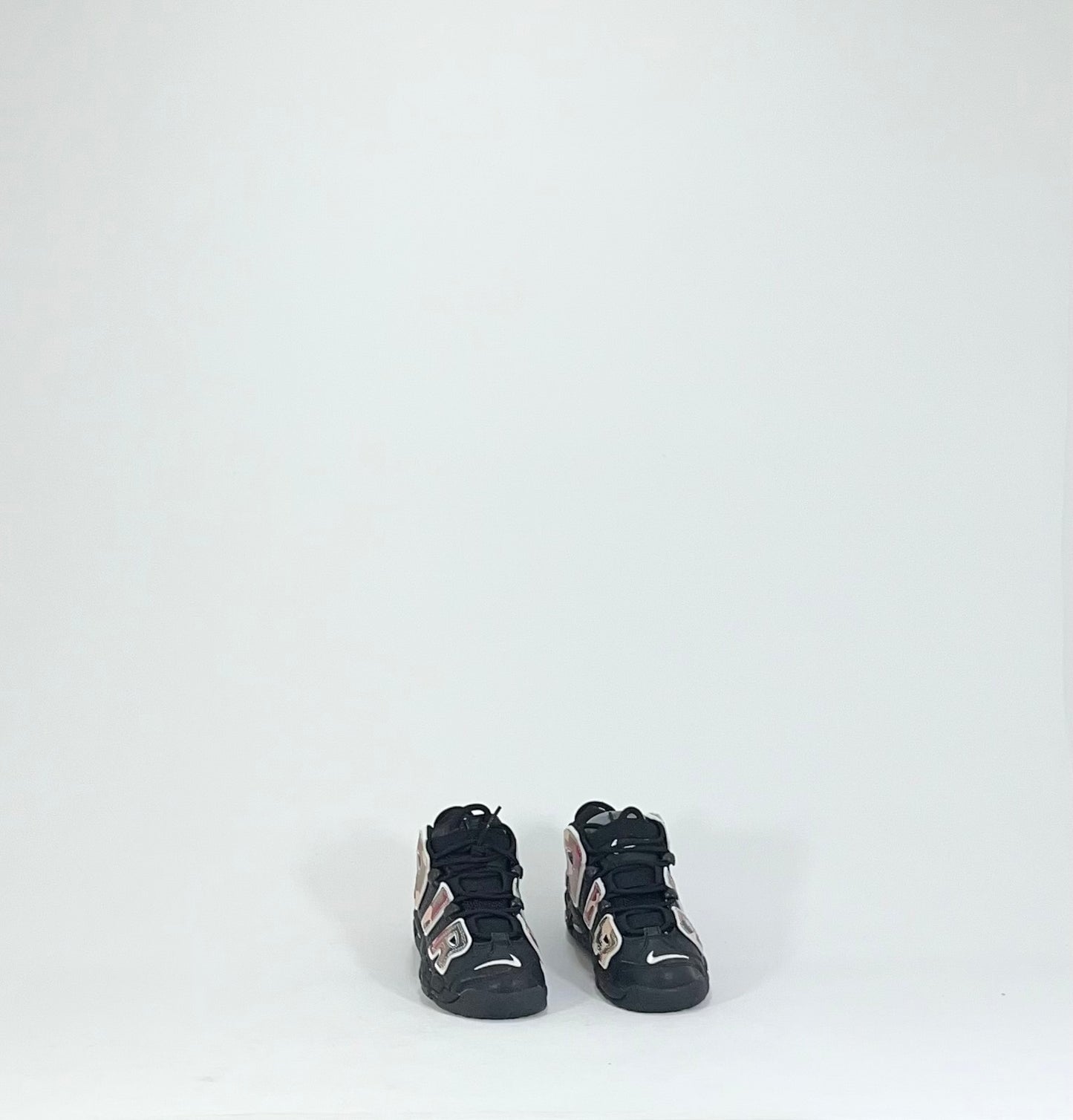 NIKE UP TEMPO