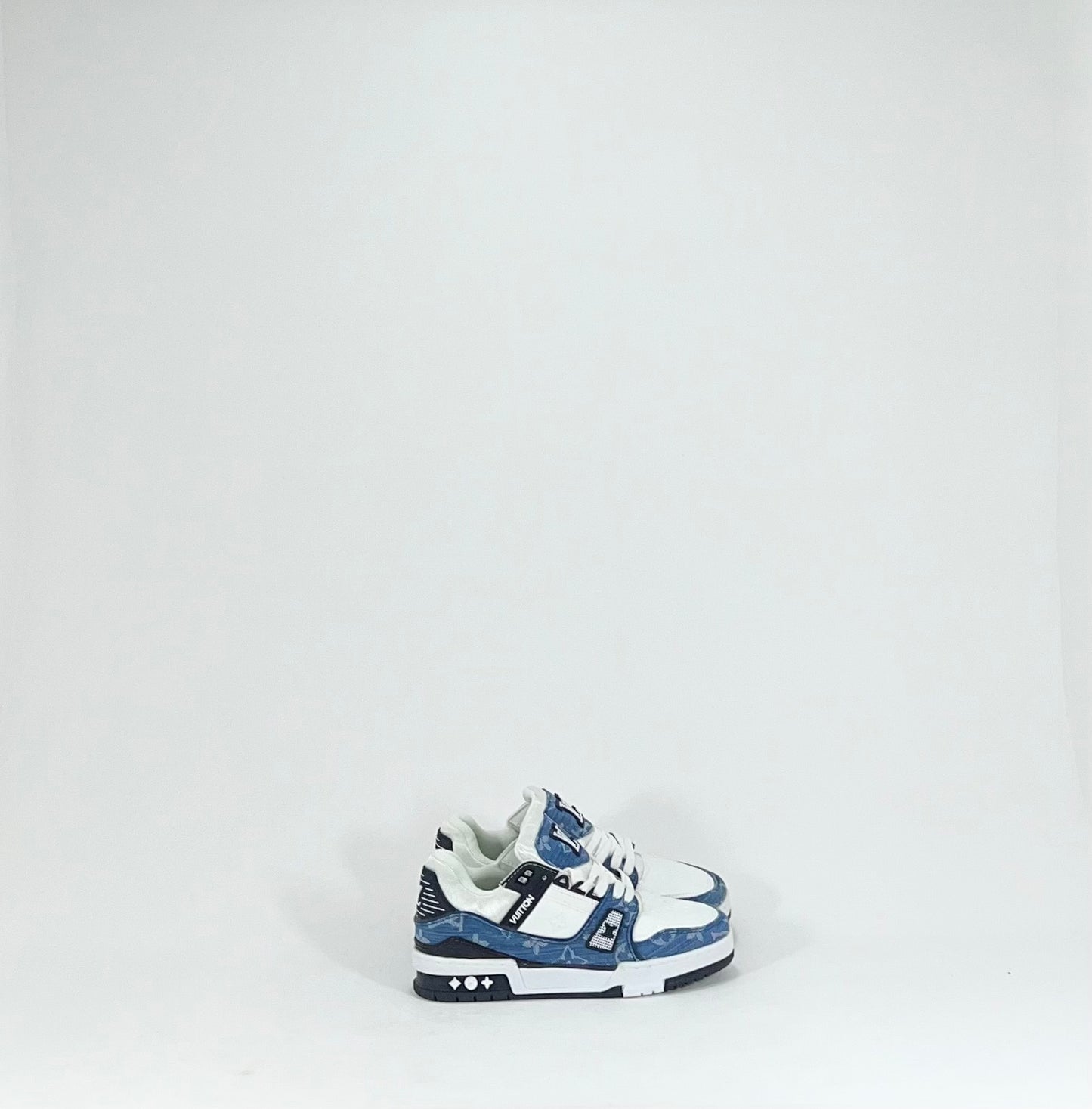 LOUIS VUITTON TRAINERS