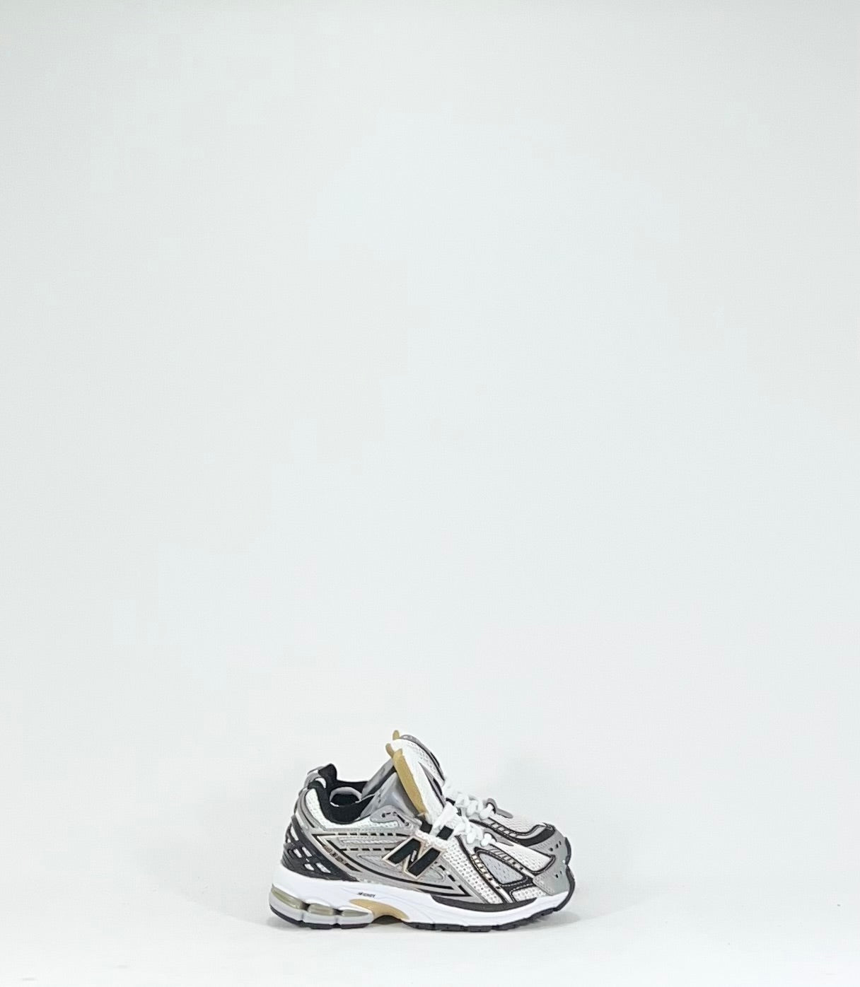 NEW BALANCE 1906
