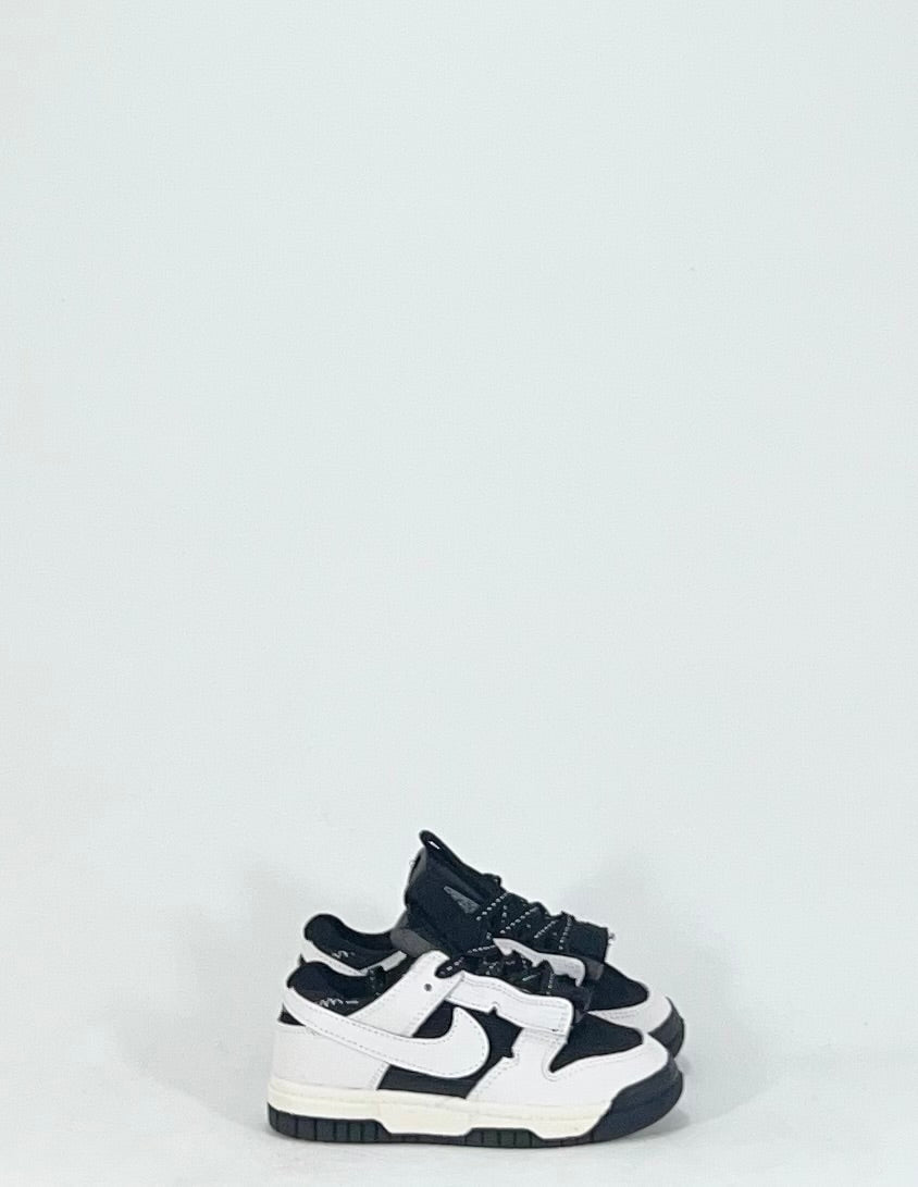 NIKE JUMBO