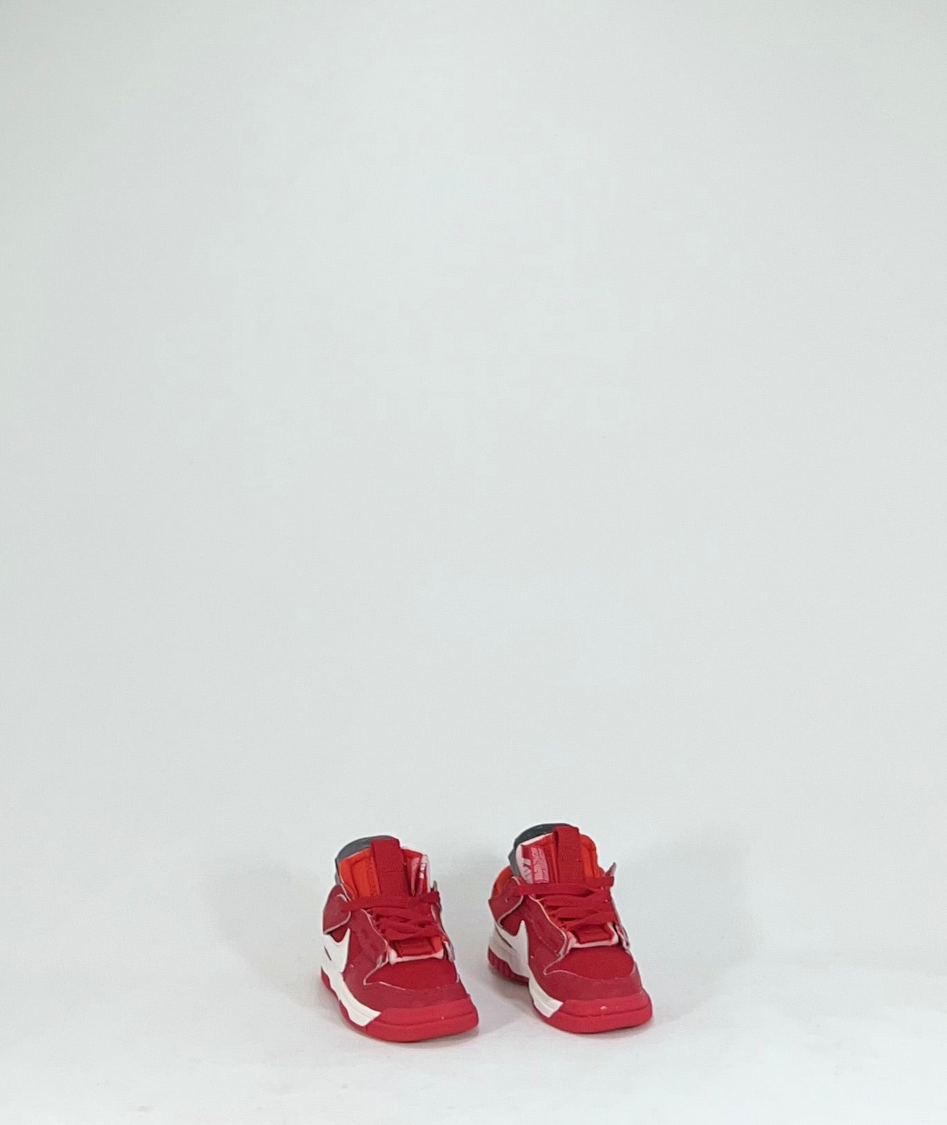 NIKE JUMBO