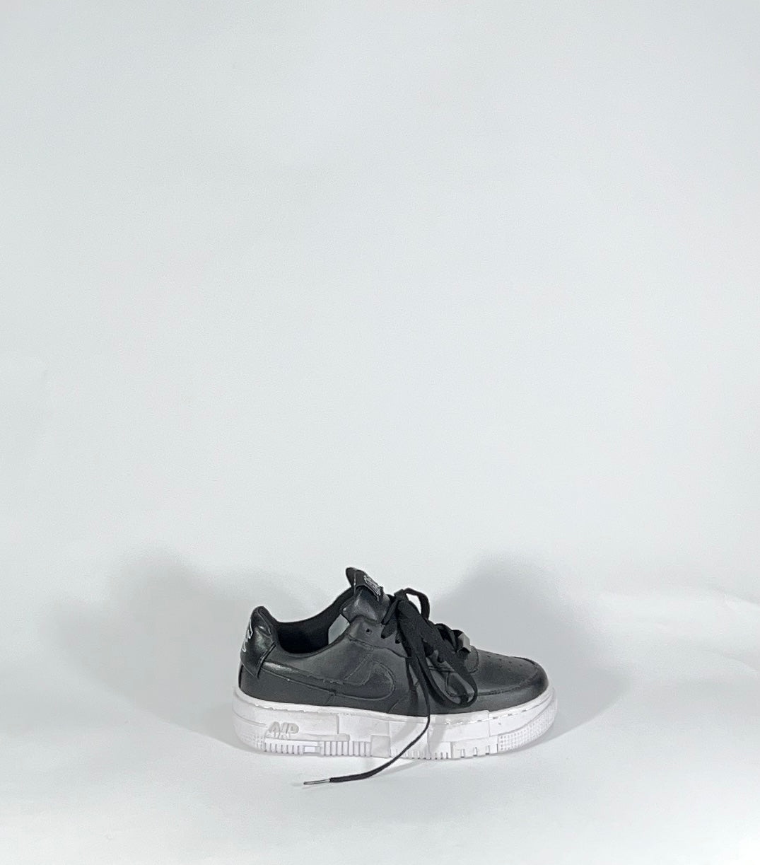 NIKE FOR ONE PIXEL
