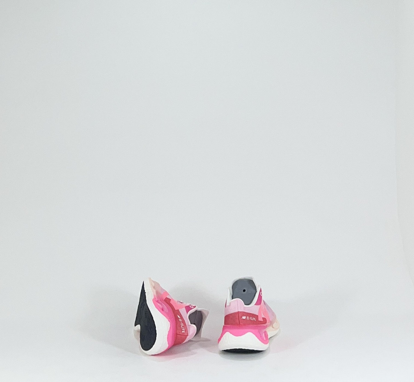 NEW BALANCE 5830