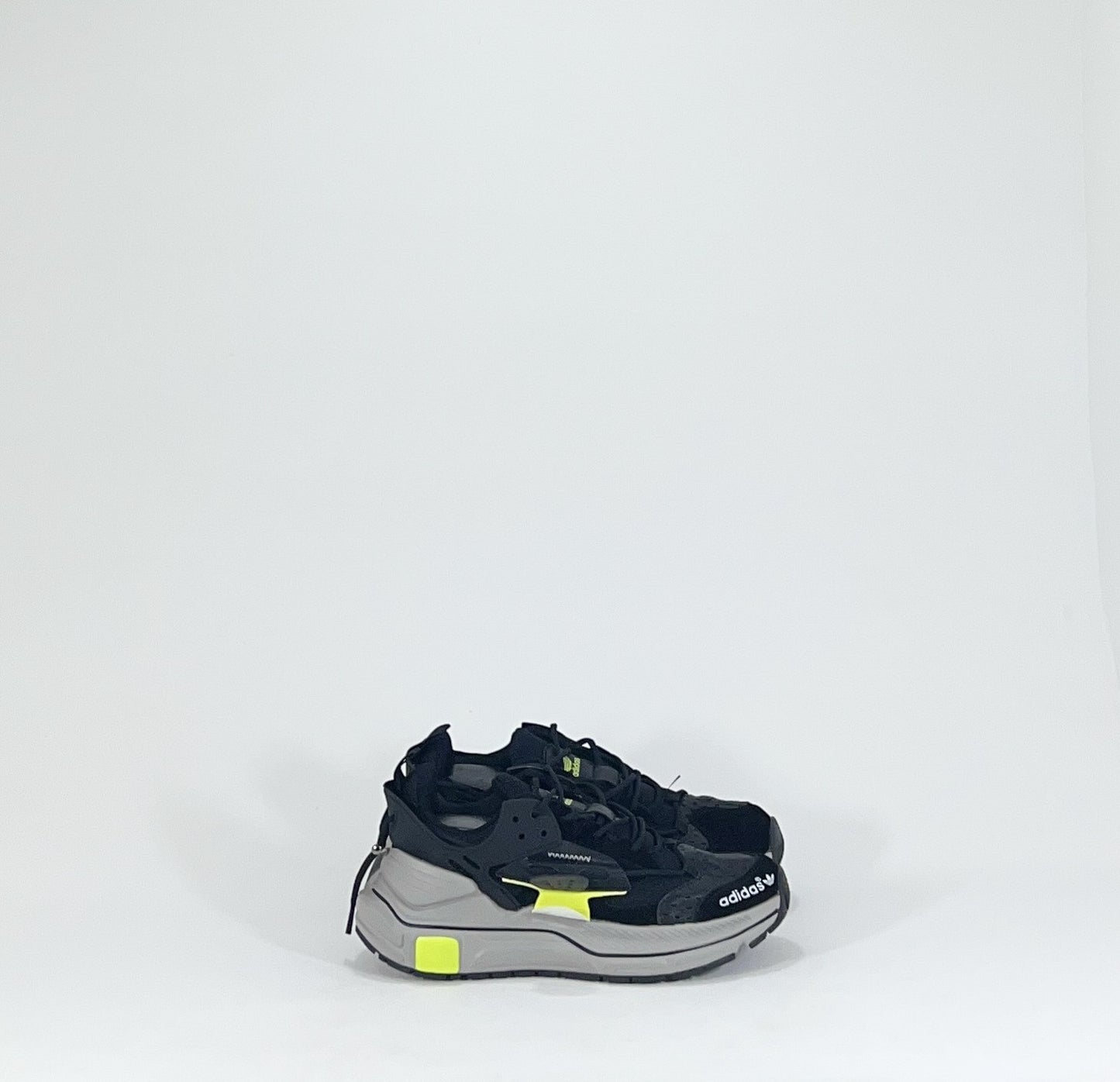 ADIDAS SIKAIGE