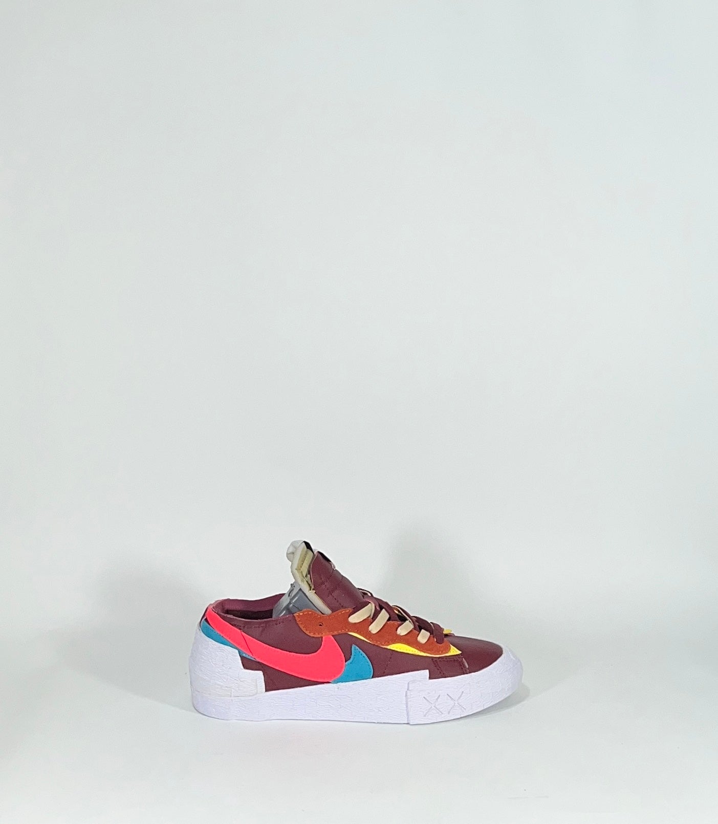 NIKE BLAZER LOW