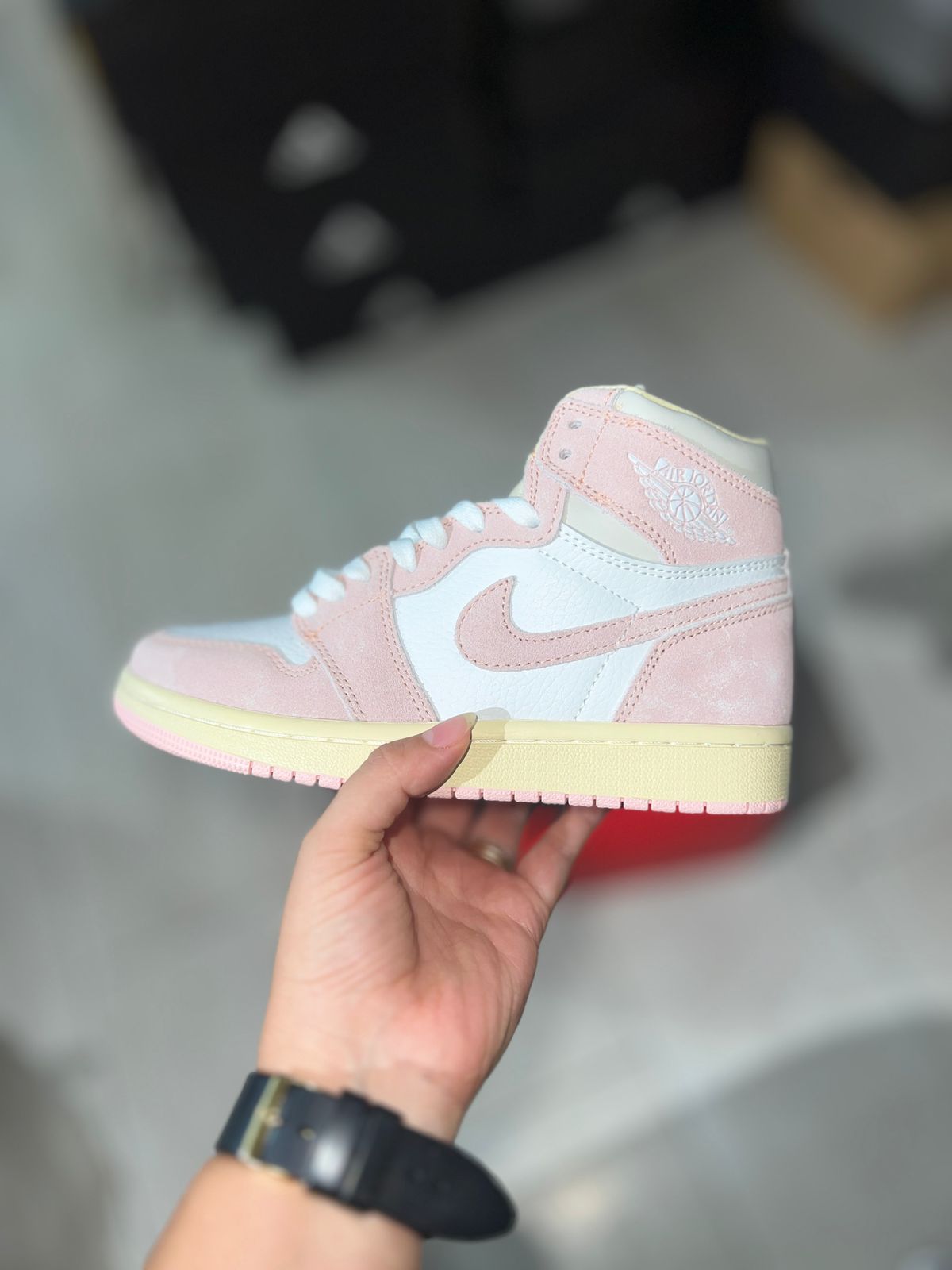 JORDAN RETRO 1 HIGH