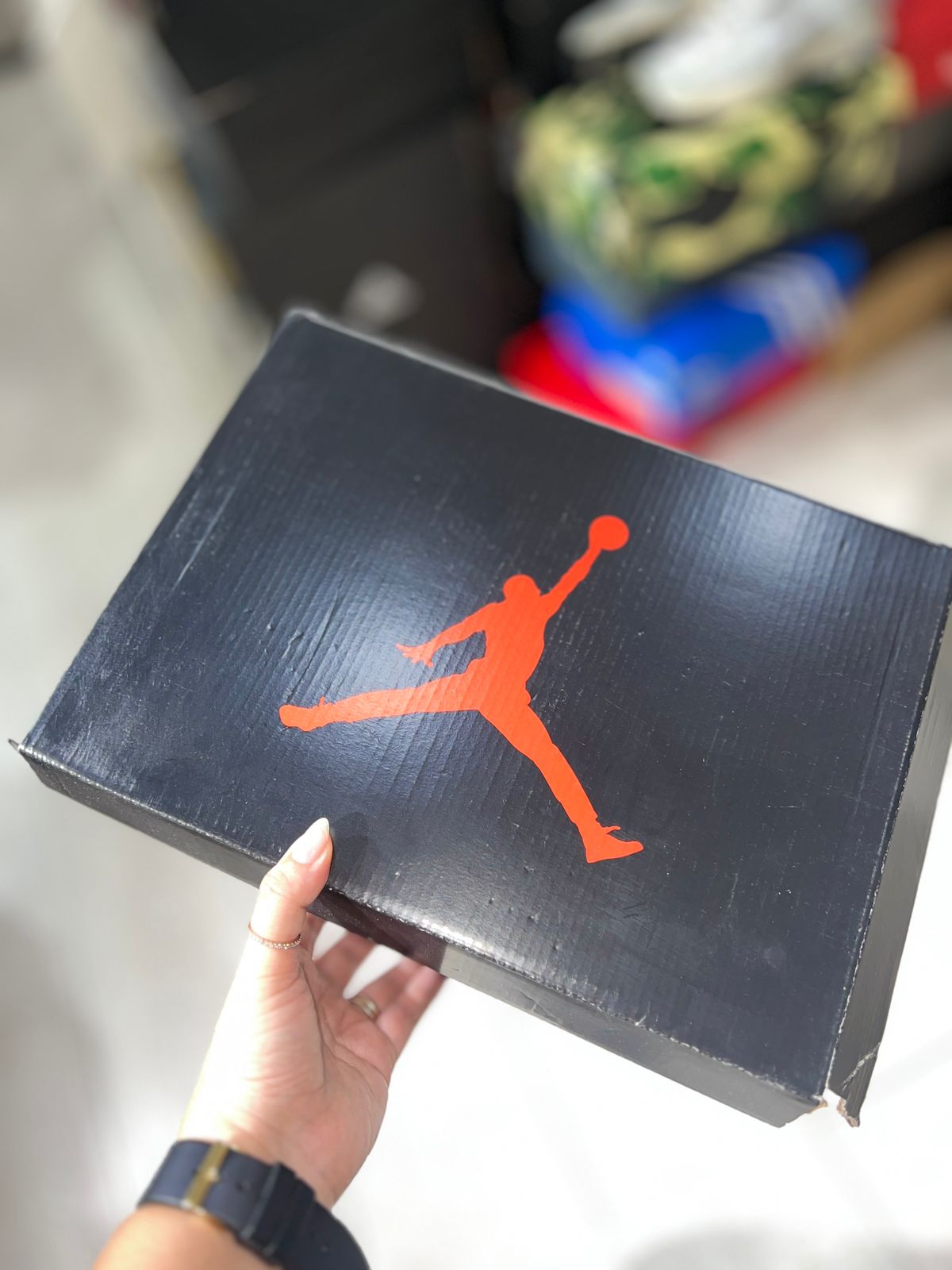 CAJA DE PRESENTACION JORDAN
