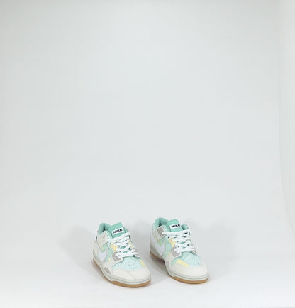 NIKE SB DUNK