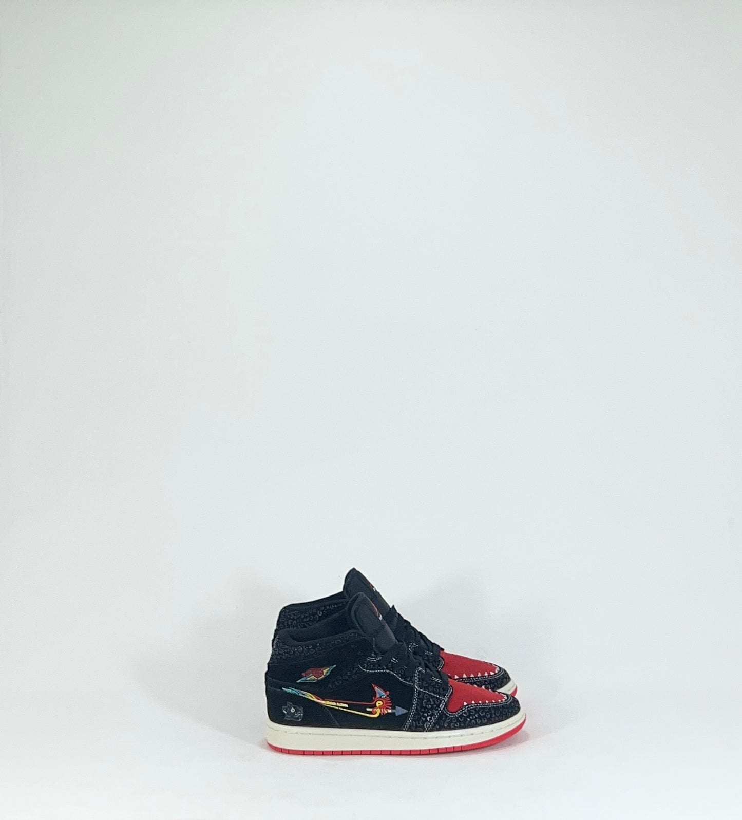 JORDAN RETRO 1 HIGH