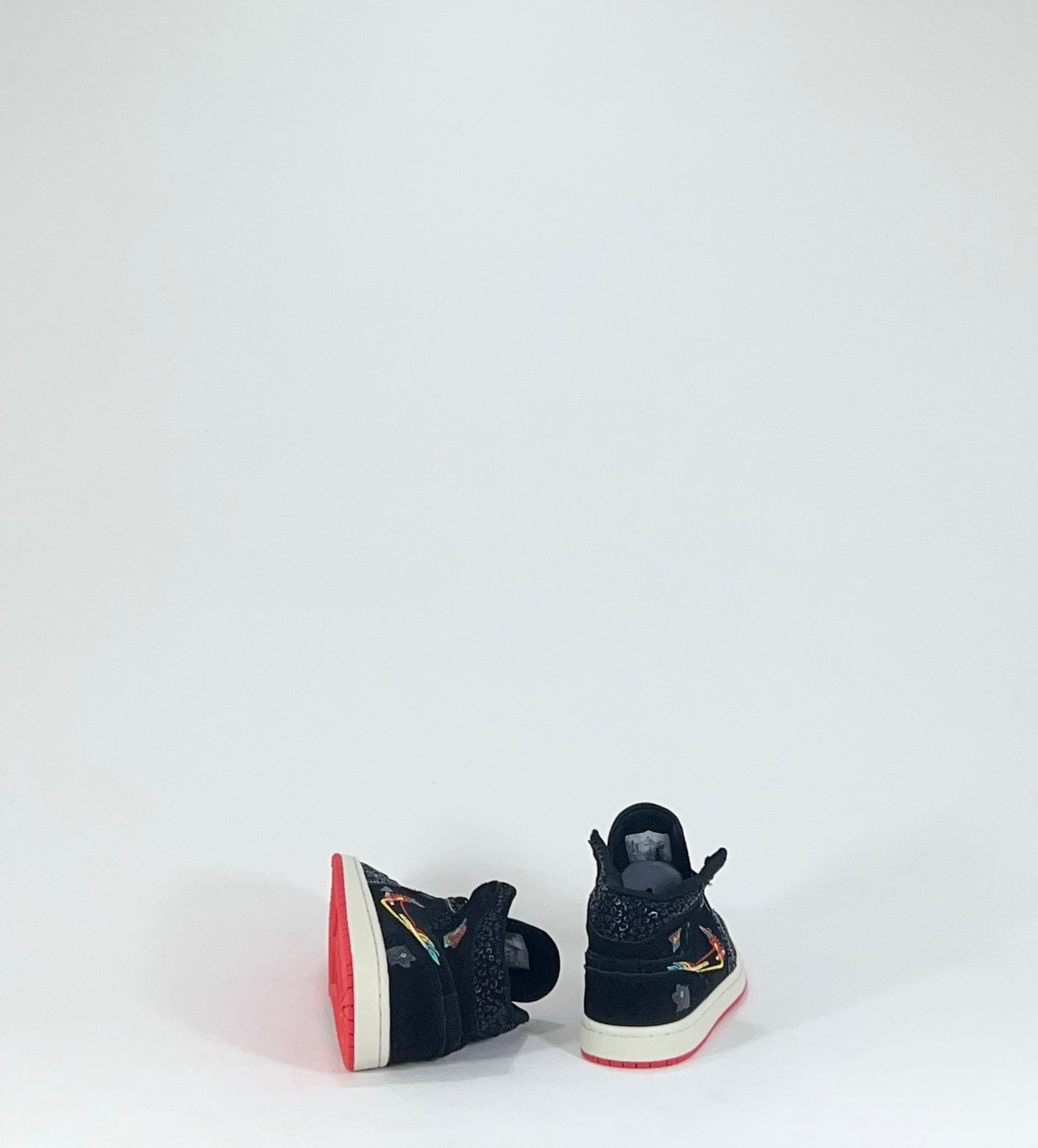 JORDAN RETRO 1 HIGH
