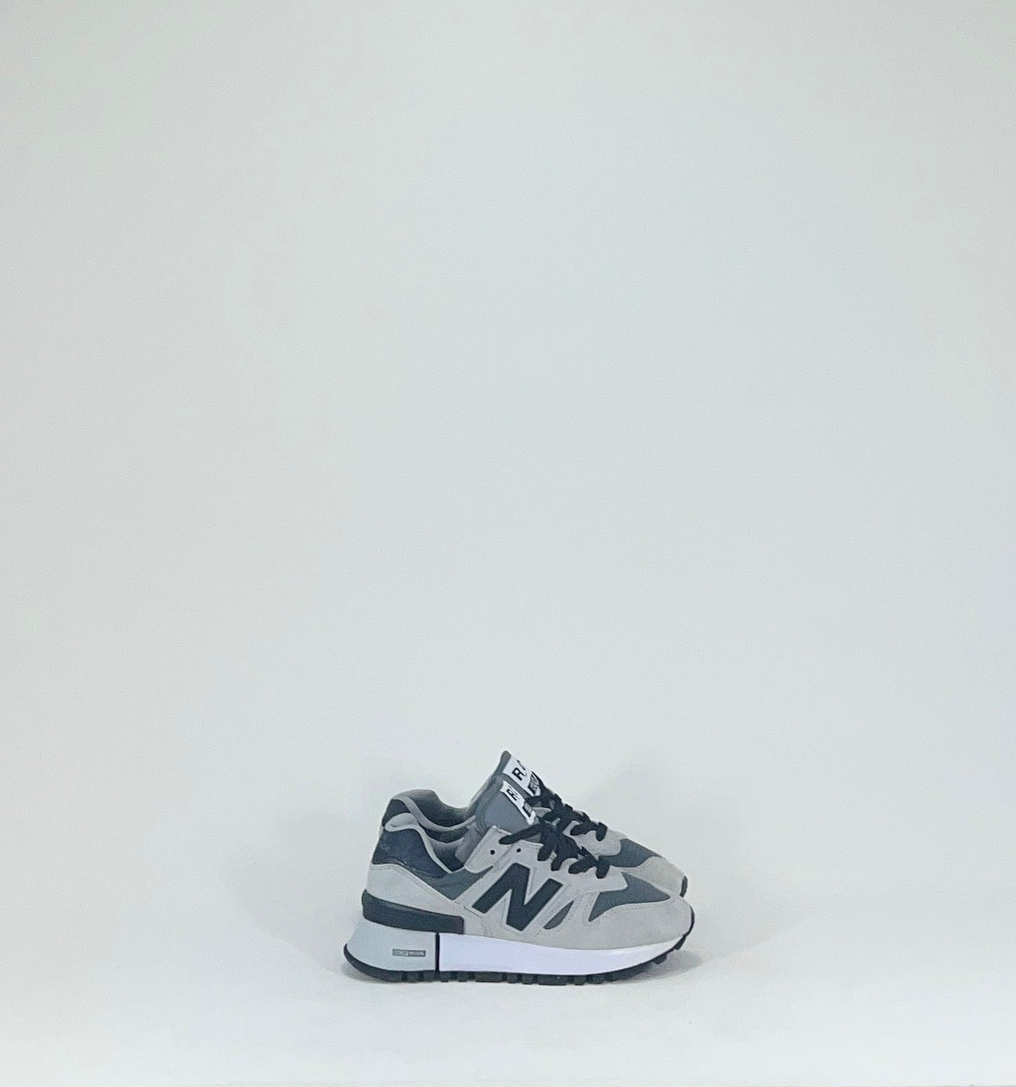 NEW BALANCE 1300