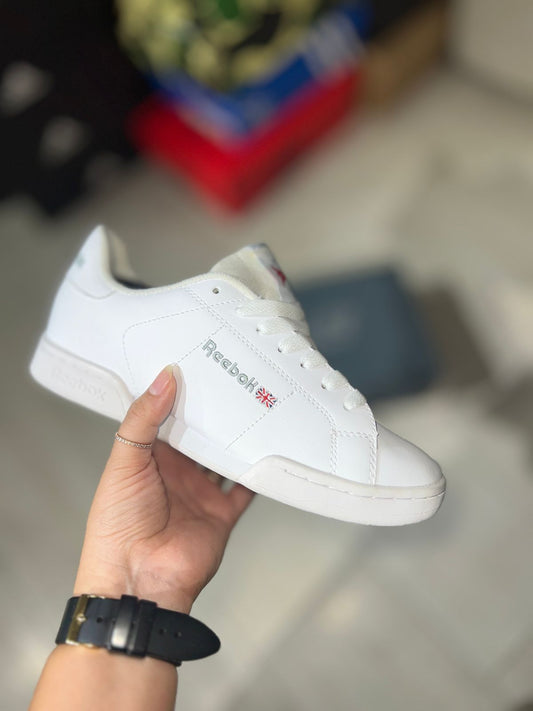 REEBOK CORONA