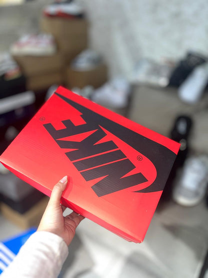CAJA DE PRESENTACION NIKE