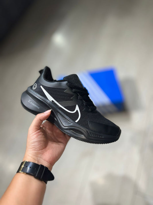 NIKE ZOOM