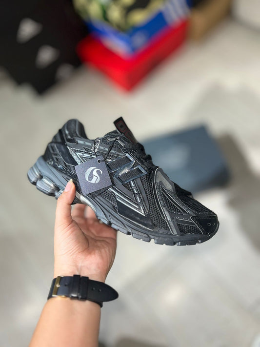 NEW BALANCE 1906 A