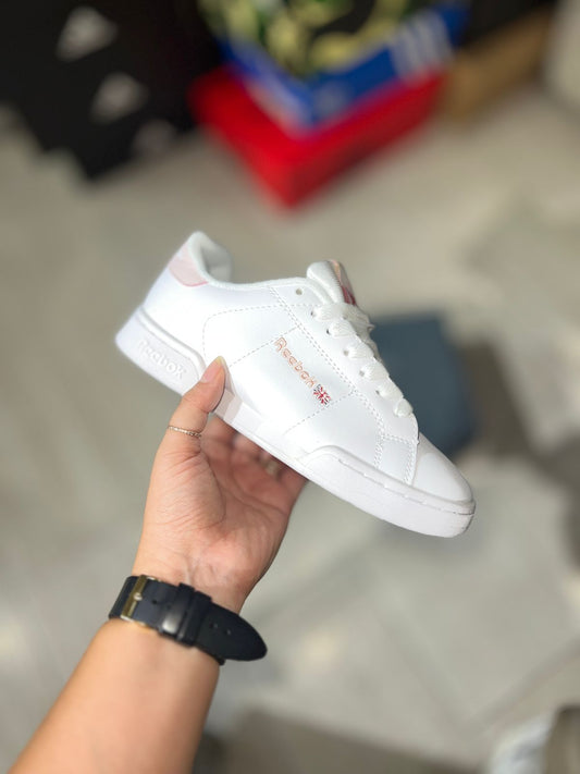 REEBOK CORONA