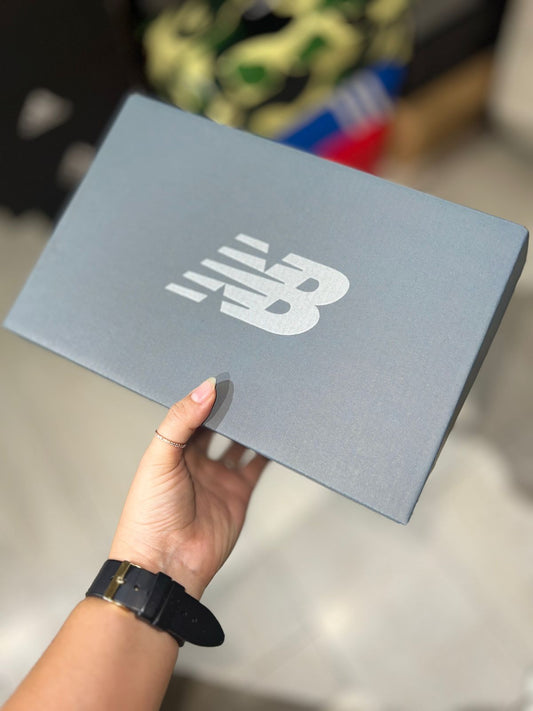 CAJA DE PRESENTACION NEW BALANCE