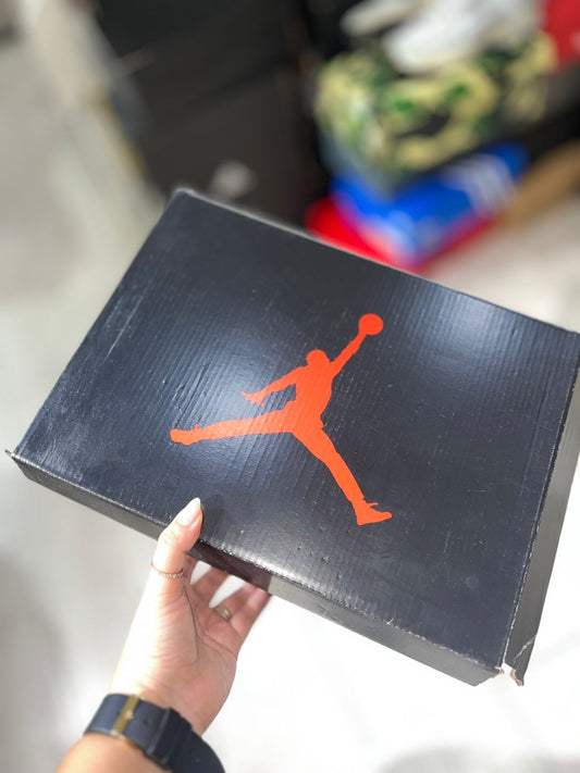 CAJA DE PRESENTACION JORDAN