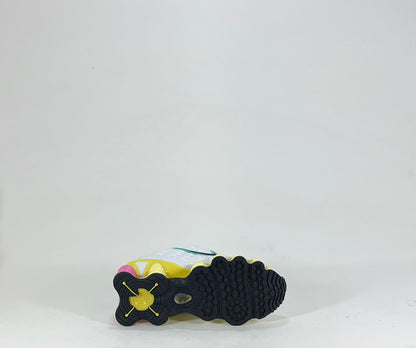 NIKE SHOX