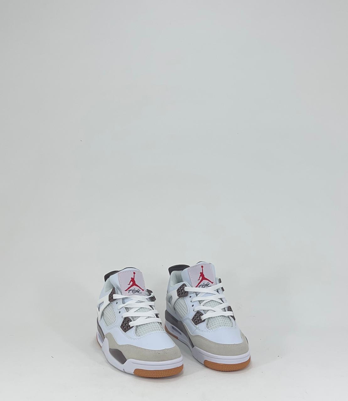 JORDAN RETRO 4