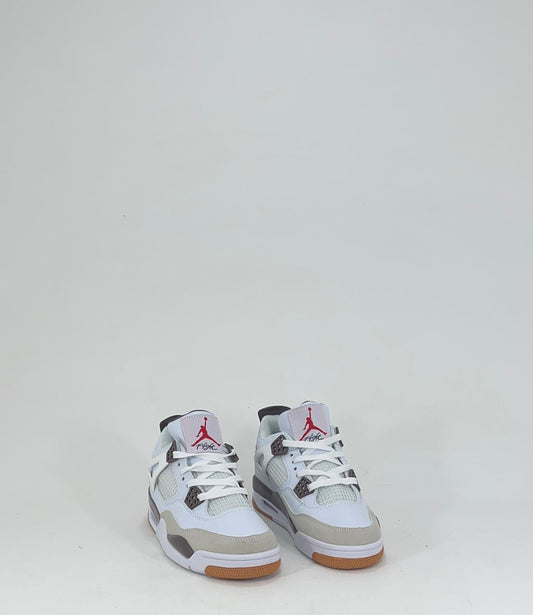 JORDAN RETRO 4