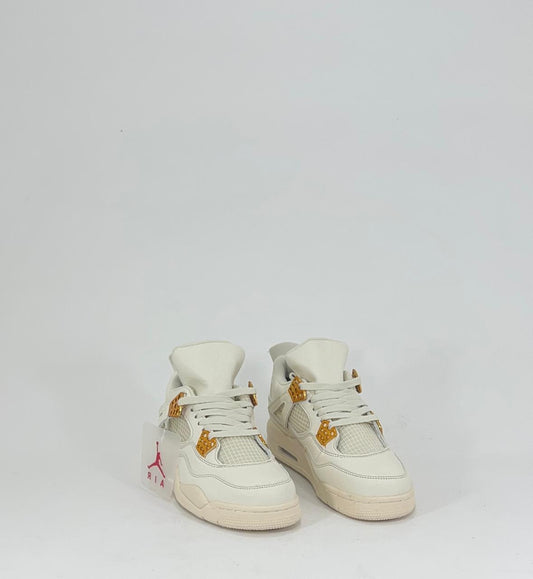 JORDAN RETRO 4
