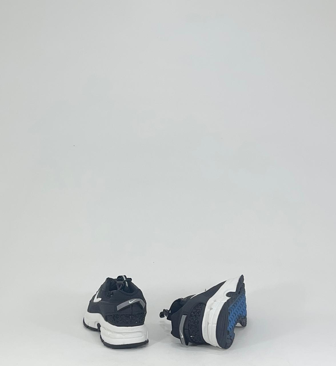 NIKE ZOOM VOMERO ROAM