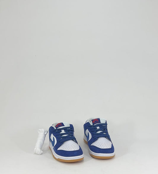 NIKE SB DUNK LOW