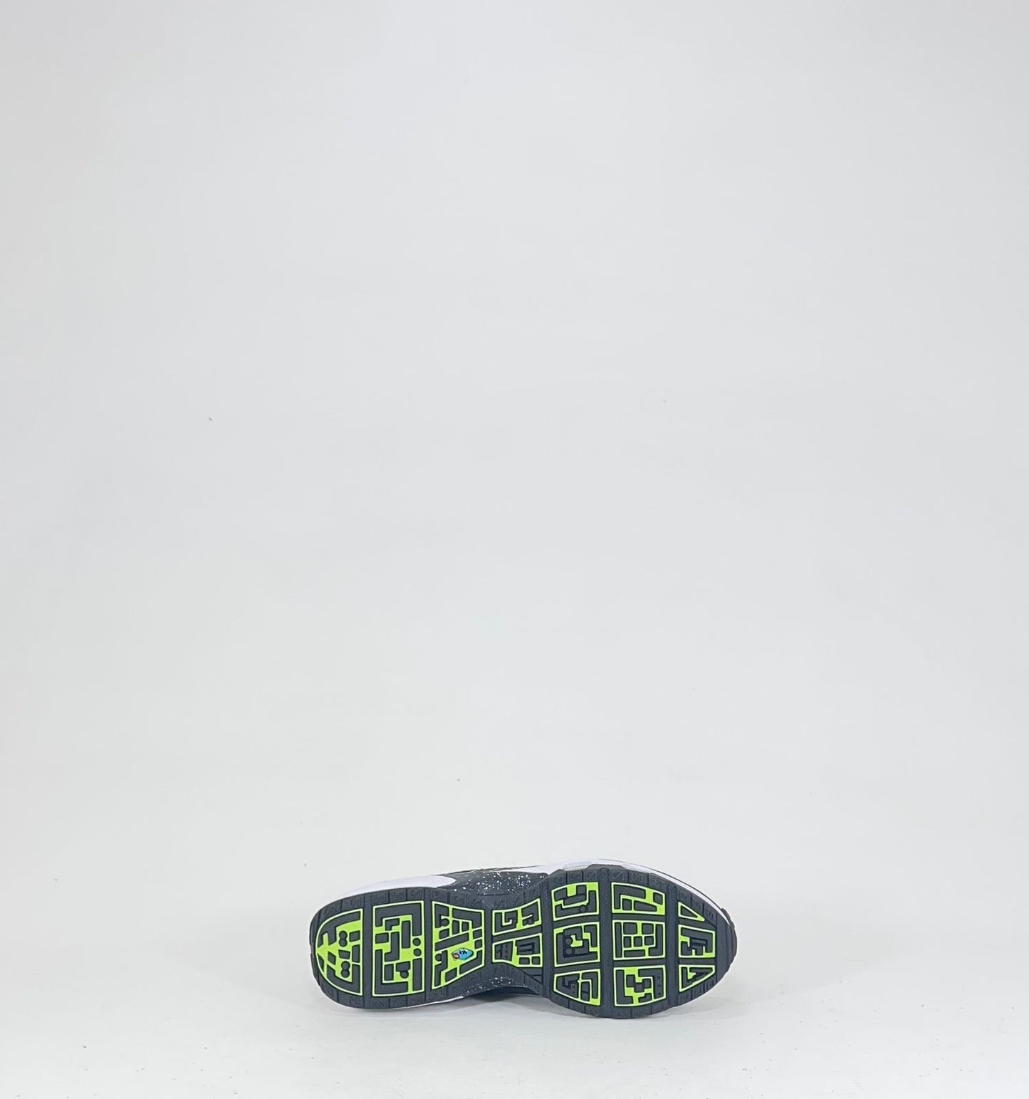 NIKE SUNDER VERSION 2