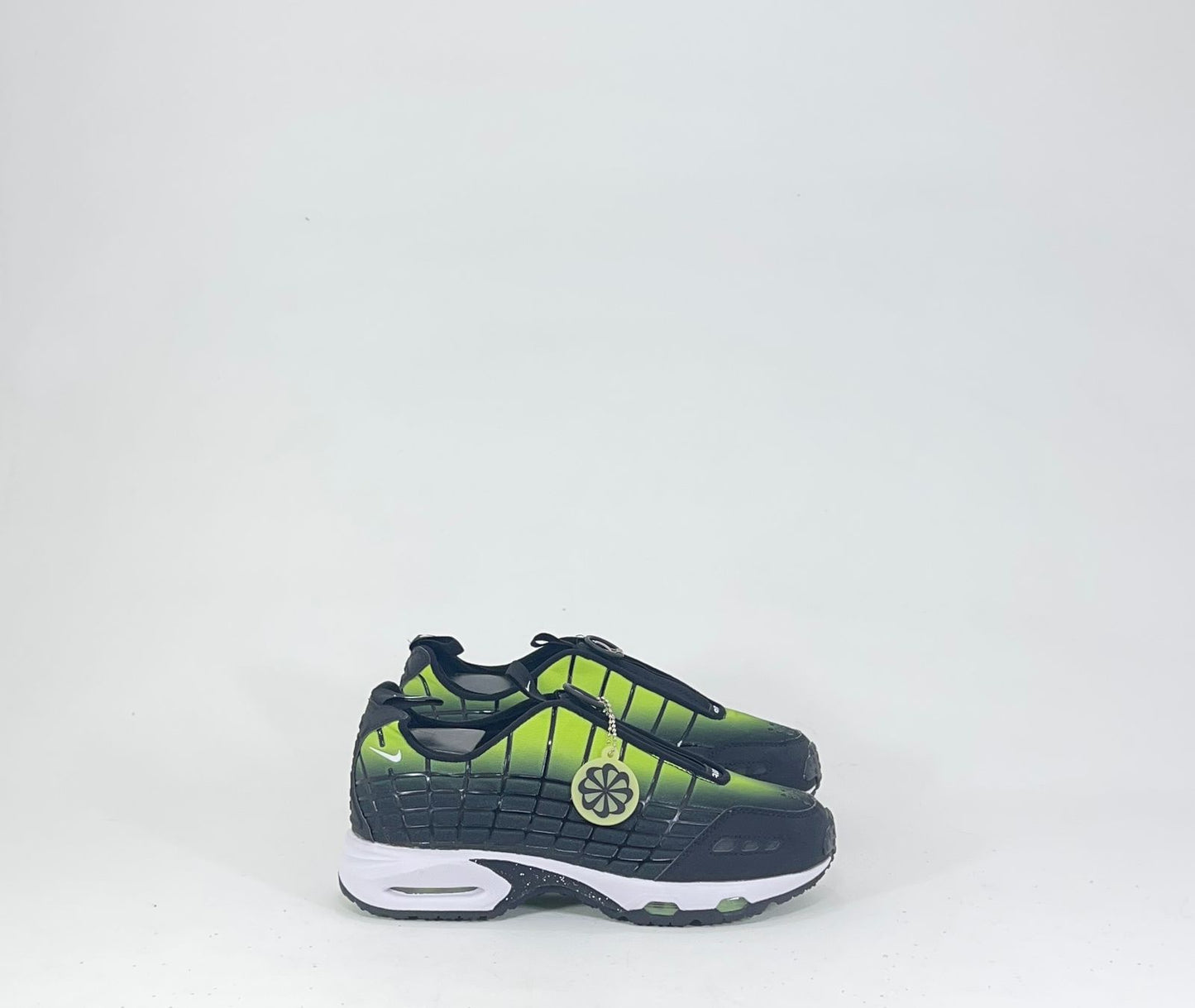 NIKE SUNDER VERSION 2