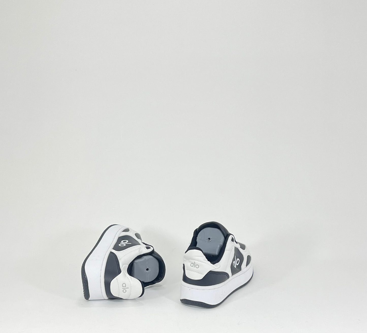 ALO RECOVERY MODE SNEAKERS