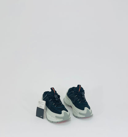 NIKE ZOOM VOMERO ROAM