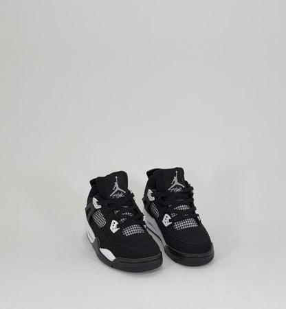 JORDAN RETRO 4